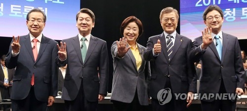 '장미대선' 출렁이는 중반 판세…'文 1강체제'로 재편 - 1