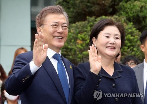 '門 열린 文 시대'…국민통합·국내외 위기 해결과제 산적 - 2