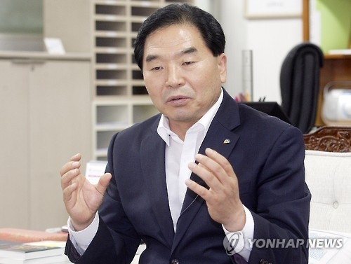 민주당 시의원 출마선언에 대전 대덕구청장 '불편한 심기' - 1