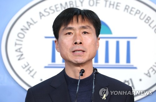 정의당 "사드 추가 반입, 국기문란…관련자 수사·처벌해야" - 1