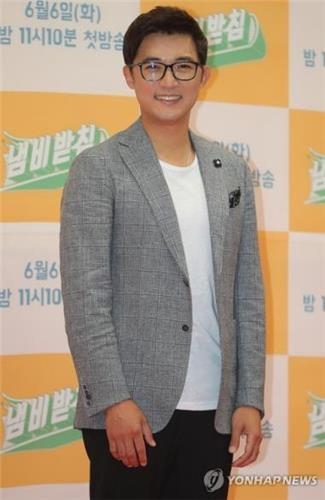 안재욱