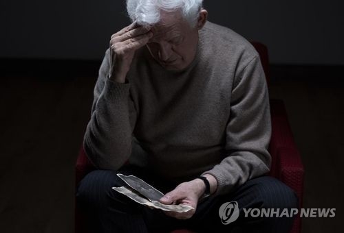 "군대 가는 아들 기억해야" 치매 홀어머니 눈물겨운 모정(종합) - 1