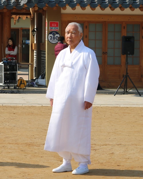 전통 장례문화 계승 김우규씨