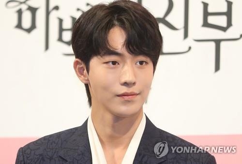 '하백의 신부' 남주혁 "사주에 부족한 물, 연기로 채우네요" - 1