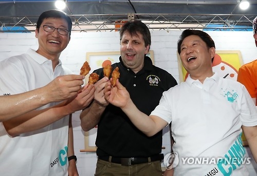 대구 찾은 리퍼트 전 주한 미국대사