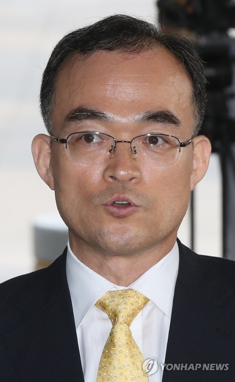 서울고검 도착한 문무일 후보자