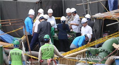 STX조선해양 사고 현장 찾은 정동영