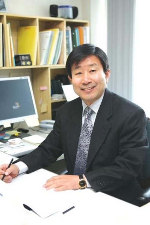 김성민 건국대 교수