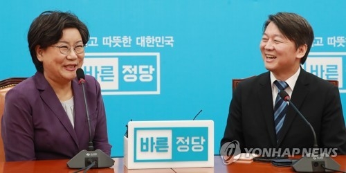 野 통합·연대론 백가쟁명…'安 끌어안기' 경쟁 양상 - 2