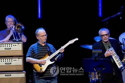 스틸리 댄