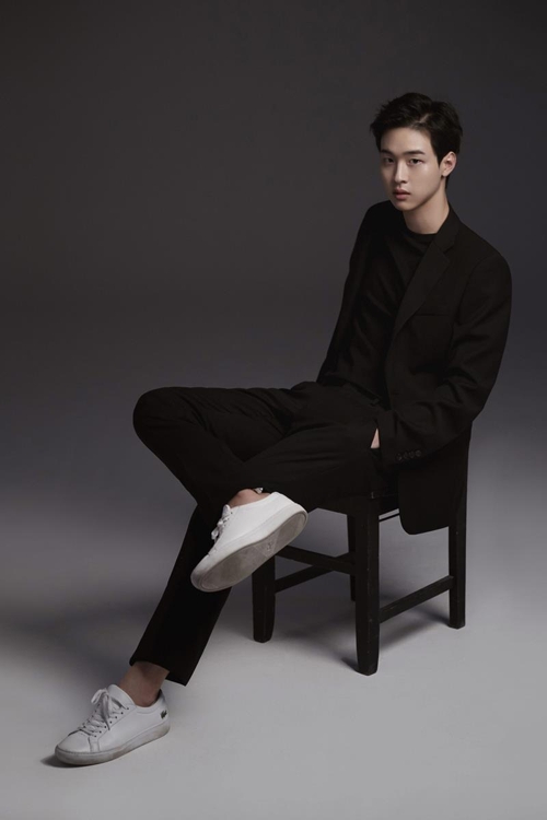 장동윤