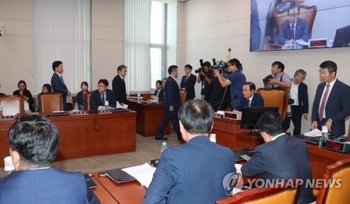 산업위, 박성진 부적격 청문보고서 채택…與 사실상 '묵인'(종합) - 1