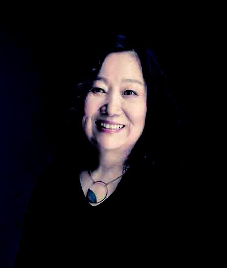 문정희 시인