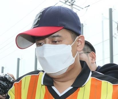 경찰 "'어금니 아빠', 여중생 살해 혐의 시인"(2보) - 1