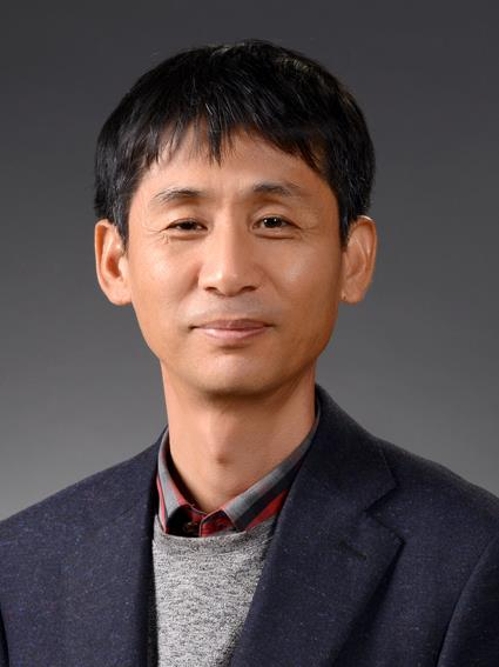 이성일 교사