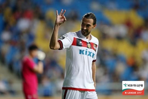 올 시즌 프로축구 FC서울에서 뛰었던 외국인 공격수 데얀