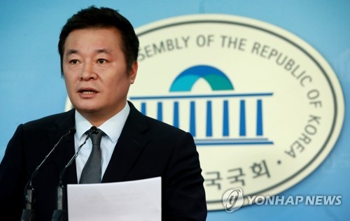 한국당·바른미래, 김경수 기자회견에 한목소리 비판 - 2
