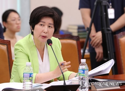 민주 "조현천 전 기무사령관 여권 무효화로 신병 확보해야" - 1