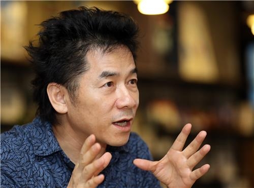 광주비엔날레의 '북한미술전'을 기획한 문범강 미국 조지타운대 교수.