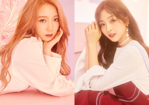 우주소녀 미기(왼쪽)와 선의(오른쪽)