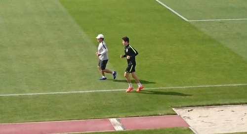 러닝하는 기성용