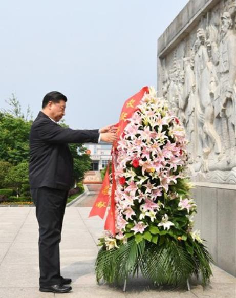 시진핑 중국 국가 주석, 대장정 출발 기념비 헌화