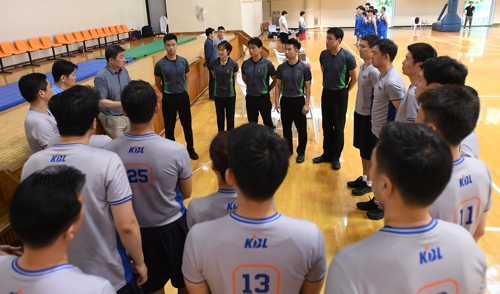 KBL 심판 모습