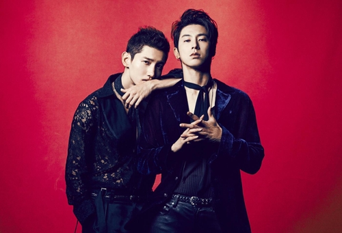 동방신기 15주년 앨범 이미지
