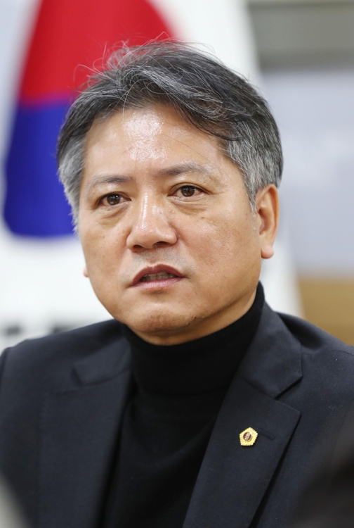 신년인터뷰하는 신원철 서울시의회 의장
