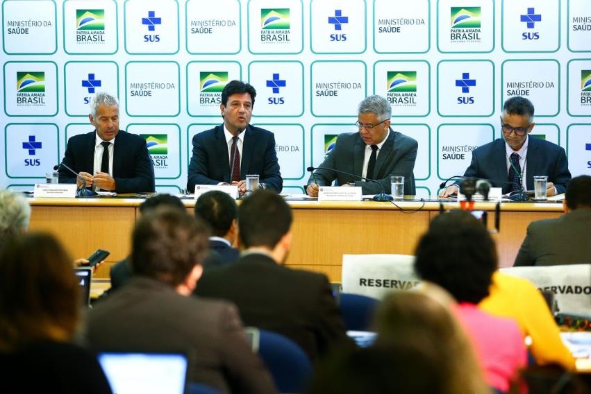 브라질 보건부 관계자들이 신종 코로나바이러스 관련 기자회견을 하고 있다. [국영 뉴스통신 아젠시아 브라질]