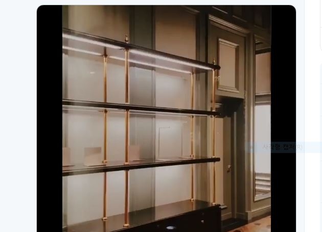 진열대가 텅빈 미국 LA 로데오거리의 명품매장 내부 모습