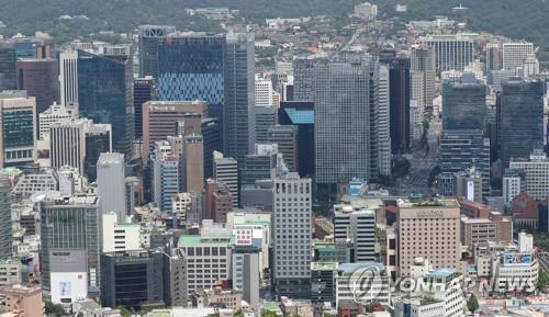 서울 남산에서 바라본 기업 빌딩들 모습 [연합뉴스 자료사진]