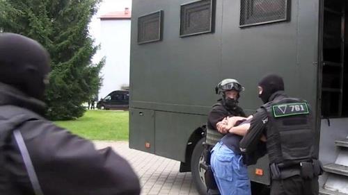 벨라루스 보안요원들 러시아 용병 체포하는 모습 [RT=연합뉴스 자료사진] 