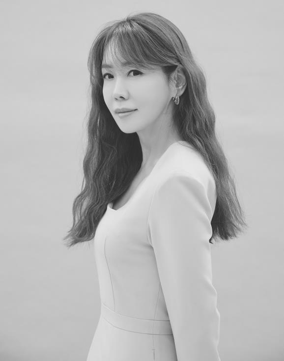 배우 김정은