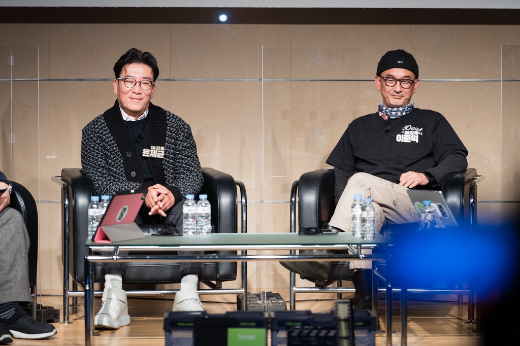윤제균 감독(왼쪽)과 이준익 감독