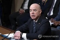 '민주당 다수' 美상원, 국토안보부 장관 탄핵안 기각