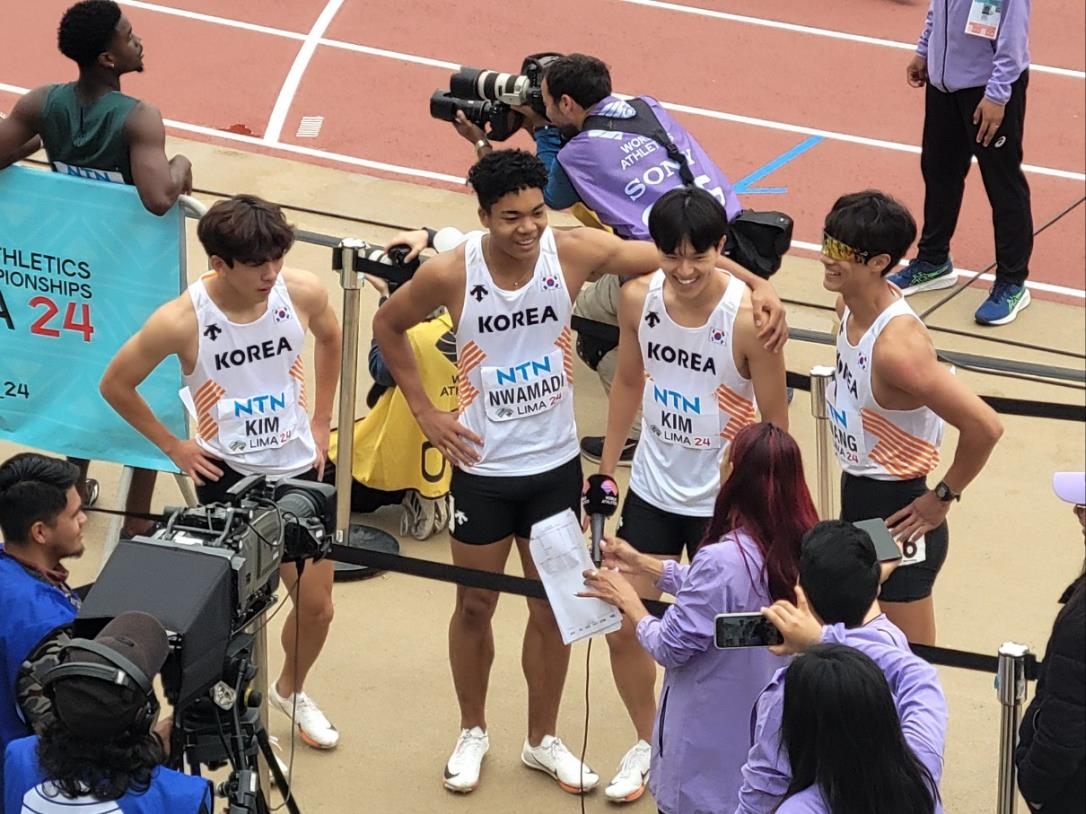 1년 만에 한국기록 갈아치운 U-20 한국 육상 남자 계주팀