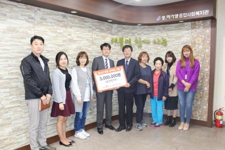 인천중구문화공감센터, 지역 청소년들에게 장학금 전달 - 1