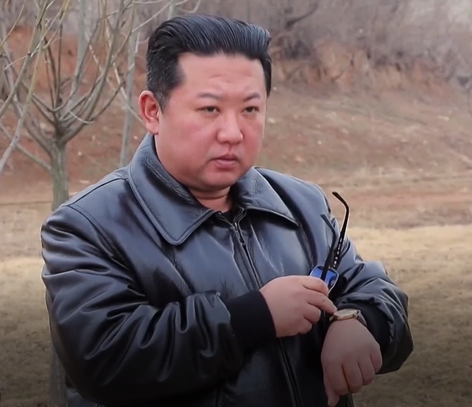 북한, 블록버스터 예고편 같은 ICBM 시험발사 영상 공개