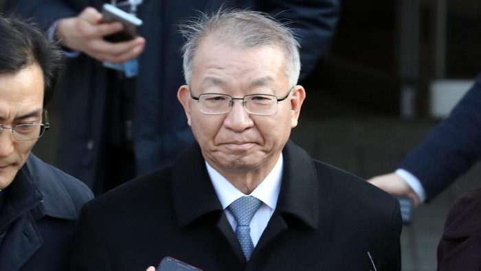 최고 법관에서 구속 피의자 전락한 양승태