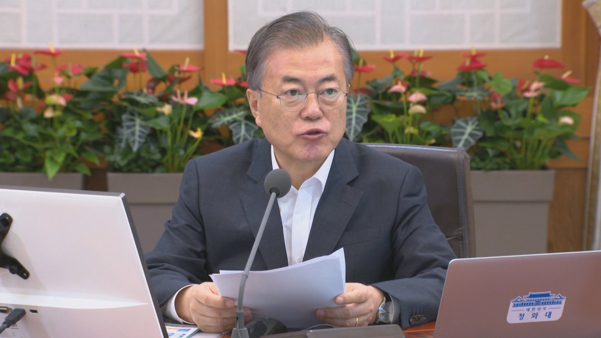 문 대통령 조국 임명 막판 고심…여론 촉각