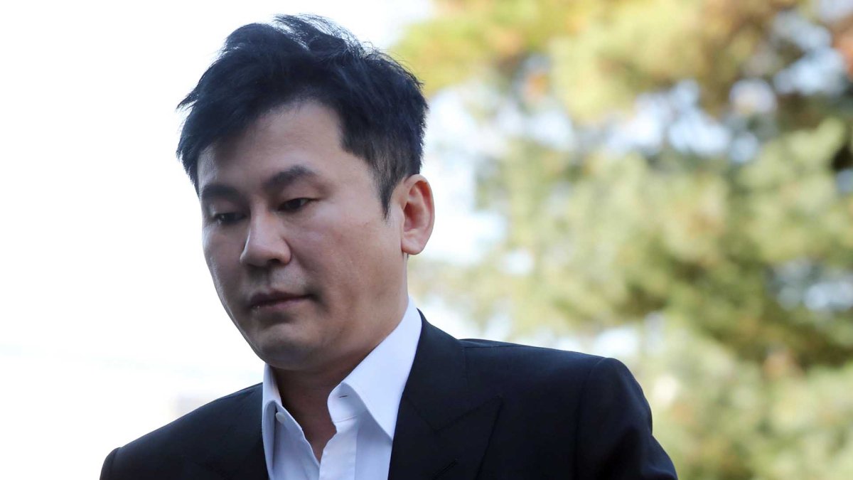 양현석 전 대표 14시간 조사…"사실관계 소명"