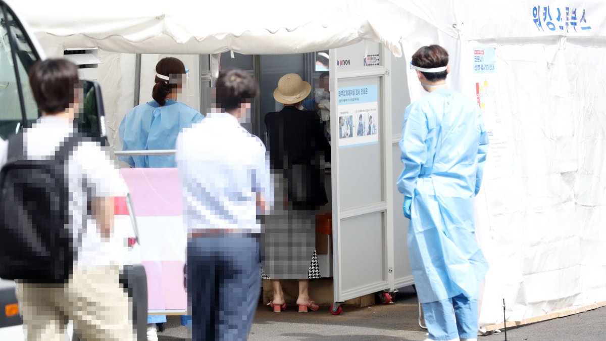 요양원·대학·고등학교서 코로나19 확진…집단감염 우려
