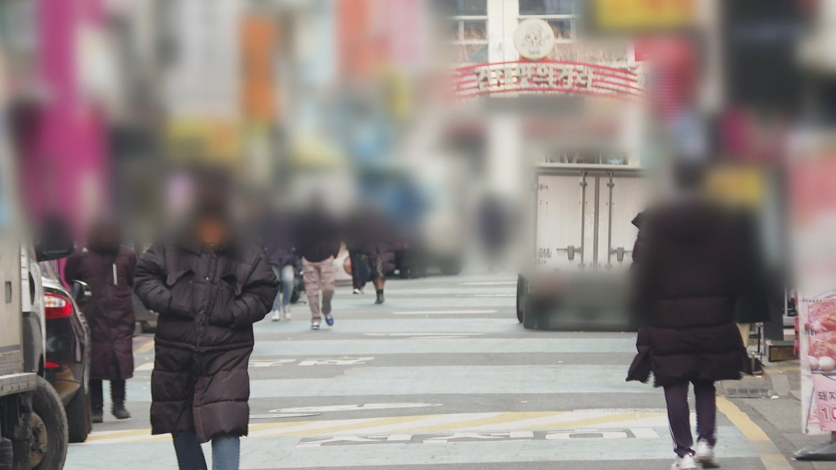 '건대 맛의 거리' 종사자 전수검사…확산 예방