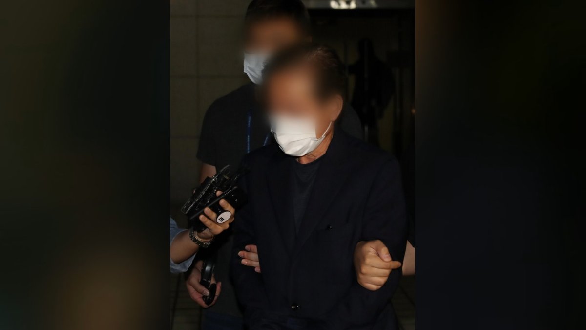 '함바왕' 유상봉, 실형 확정에 전자발찌 끊고 도주