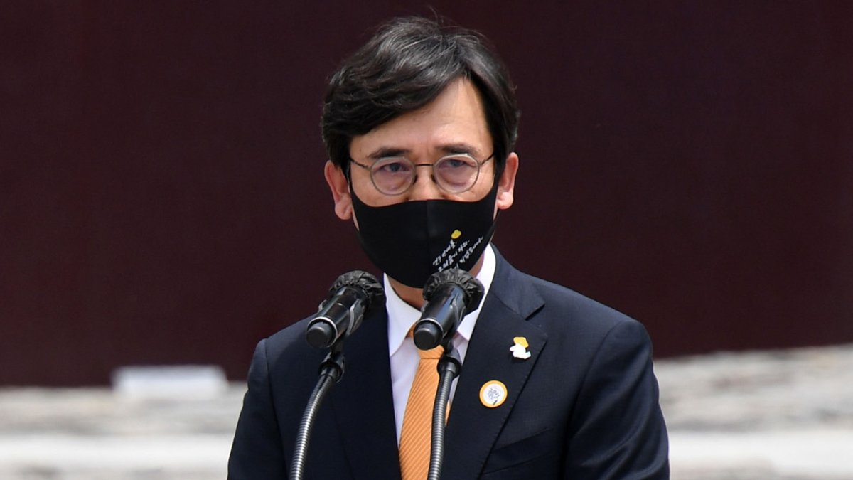 유시민, 與선대위 합류 관측 선 그어…"어찌 몸 담겠나"