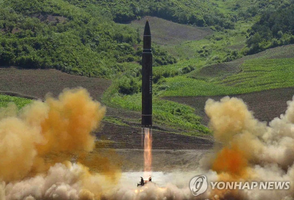 북한의 화성-14형 발사 장면 [AP= 연합뉴스 자료사진]