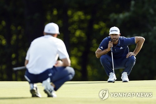 존슨(오른쪽)과 스피스