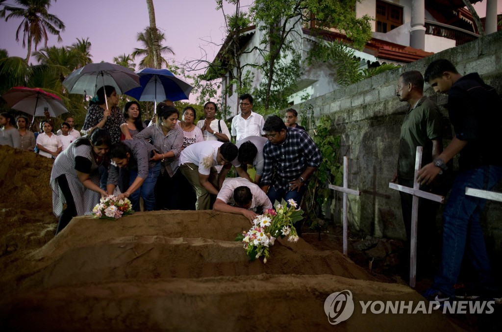 APTOPIX Sri Lanka Church Blasts