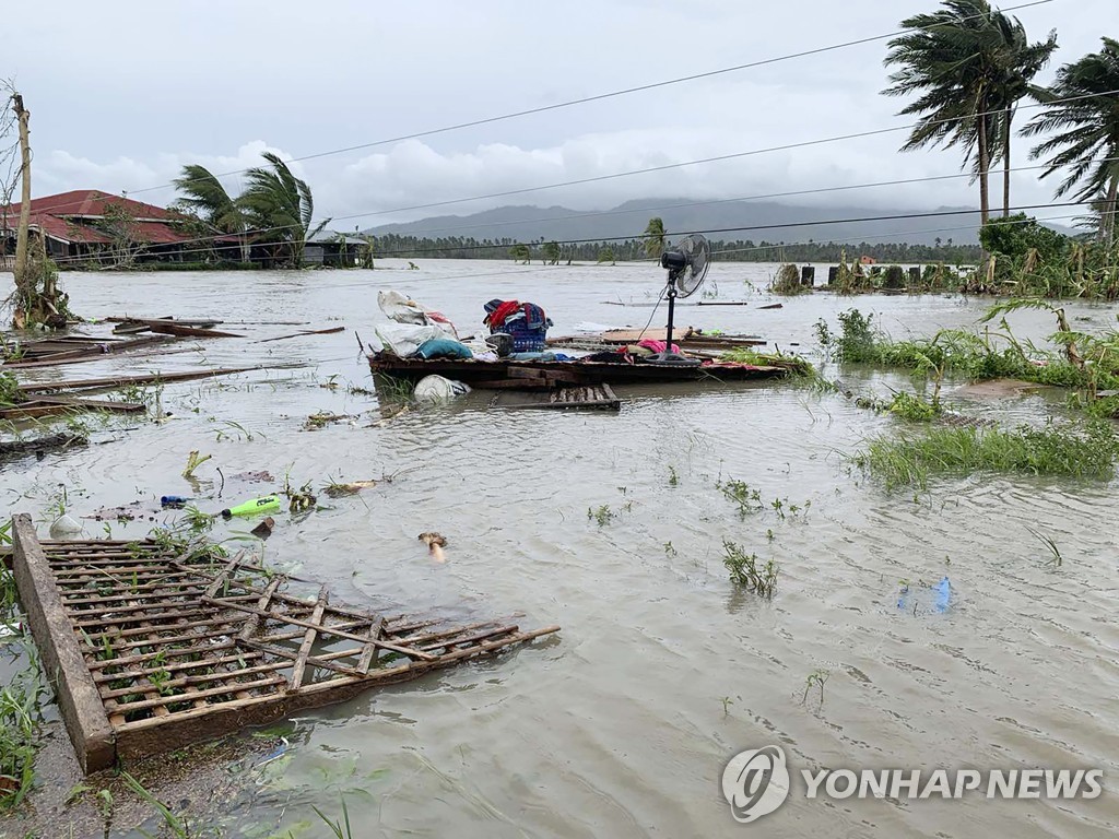 태풍 '몰라베' 강타한 필리핀서 최소 22명 사망·실종
